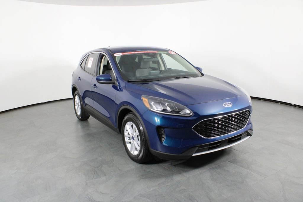 Used 2020 Ford Escape SE image 14