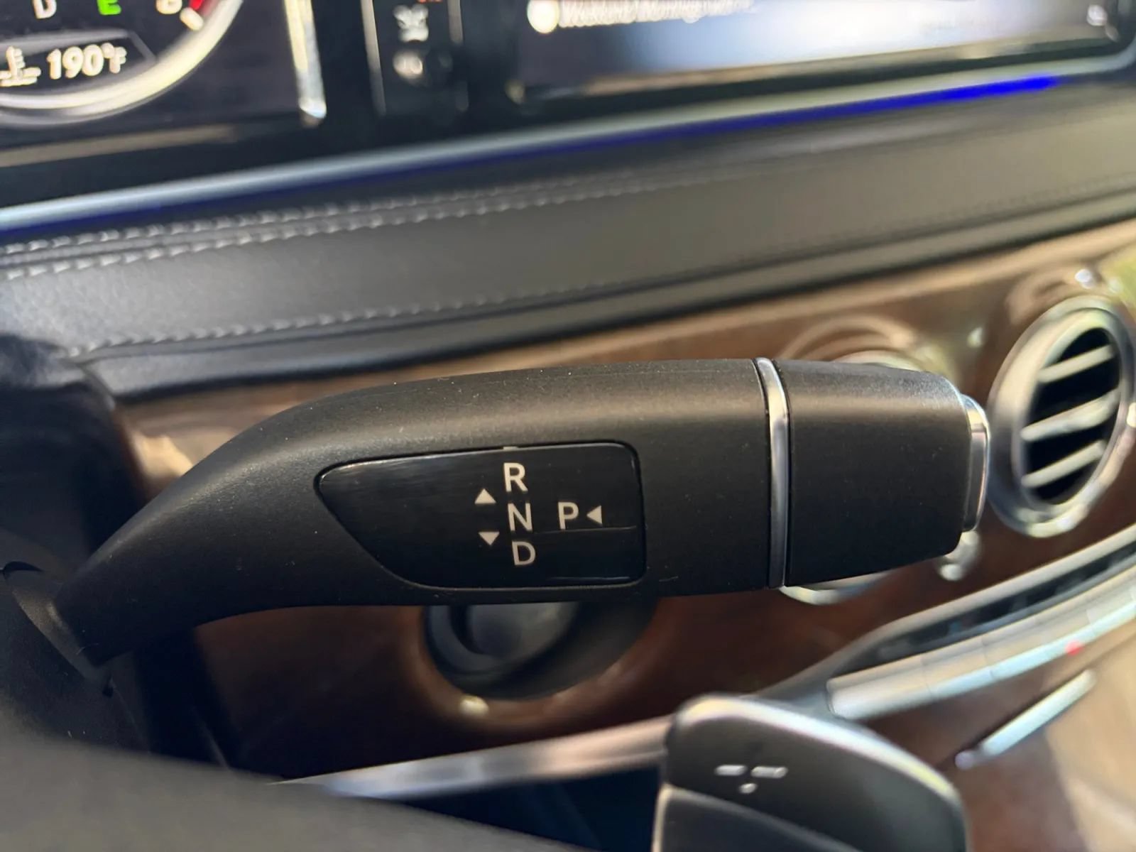 Used 2016 Mercedes-Benz S 550 4MATIC Sedan image 27