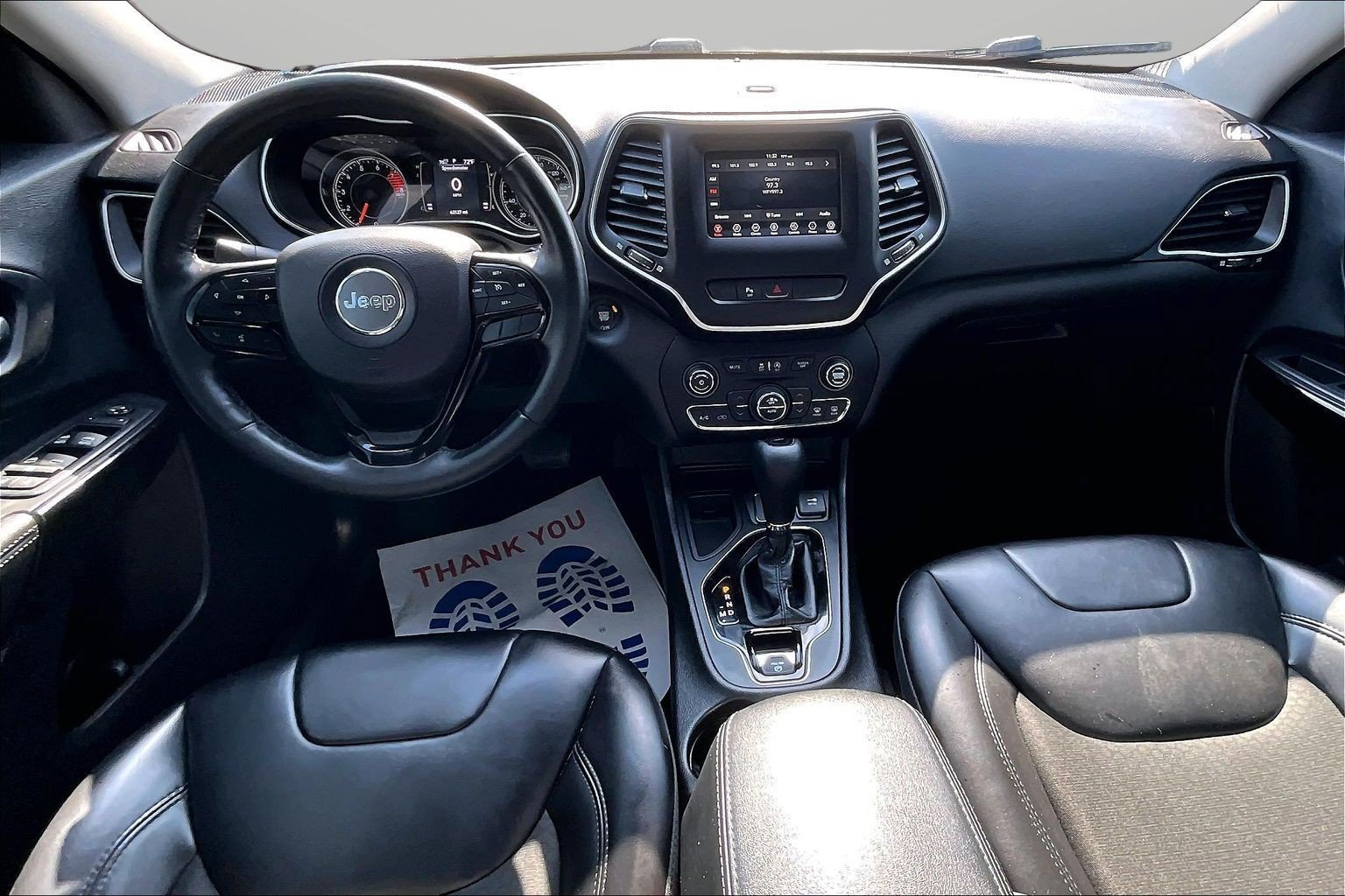 Used 2019 Jeep Cherokee Latitude Plus FWD image 14