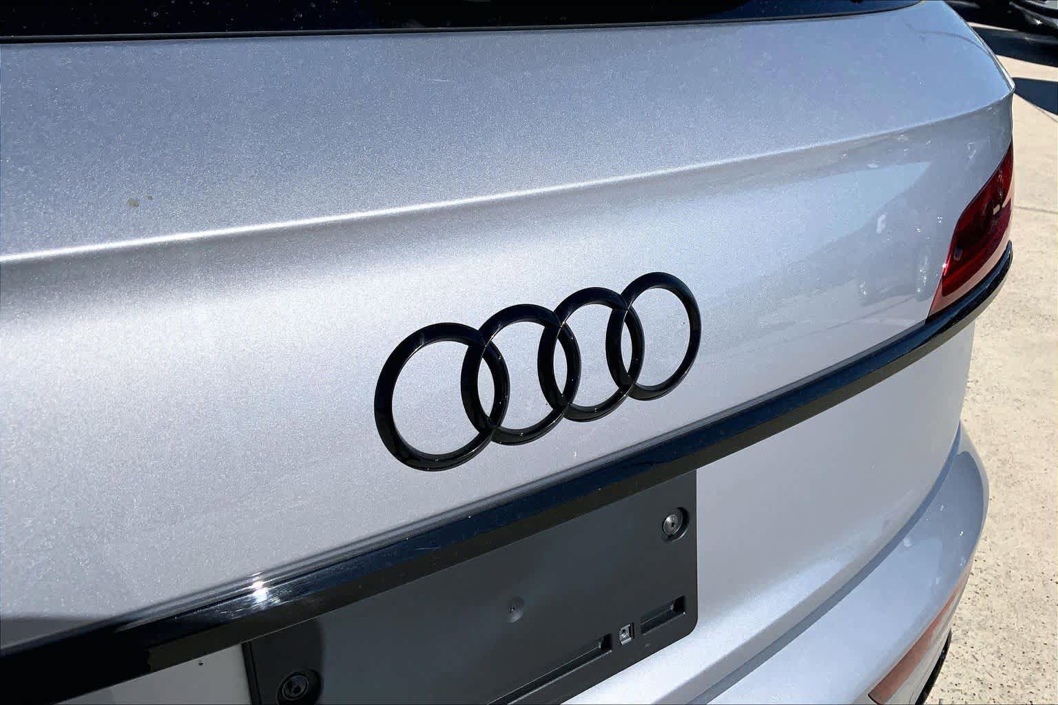 Used 2022 Audi SQ5 Premium Plus w/ Premium Plus Package AWD/4WD image 31