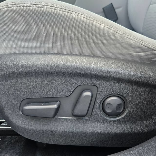 Used 2019 Hyundai Tucson Value AWD/4WD image 16