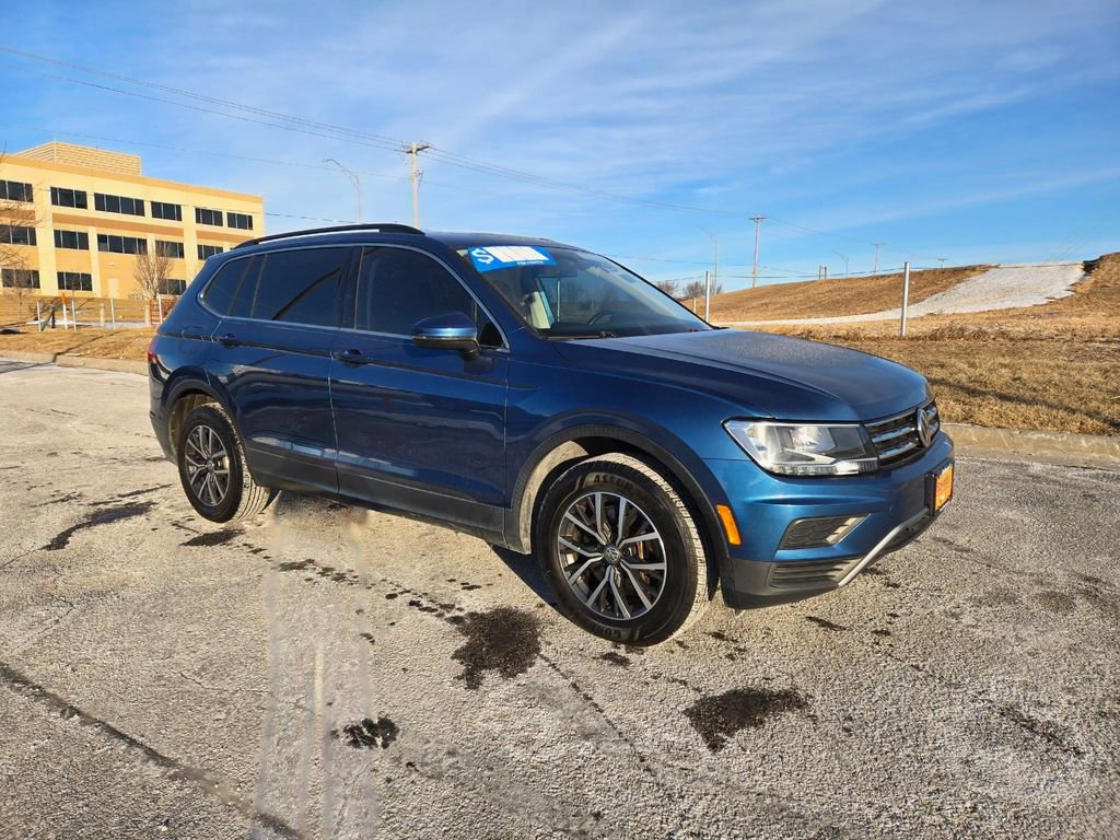 Used 2019 Volkswagen Tiguan SE image 1