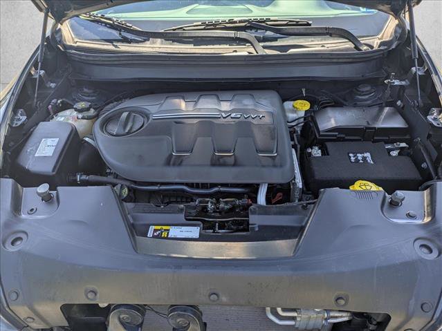 Used 2017 Jeep Cherokee Trailhawk w/ Comfort/Convenience Group AWD/4WD image 24
