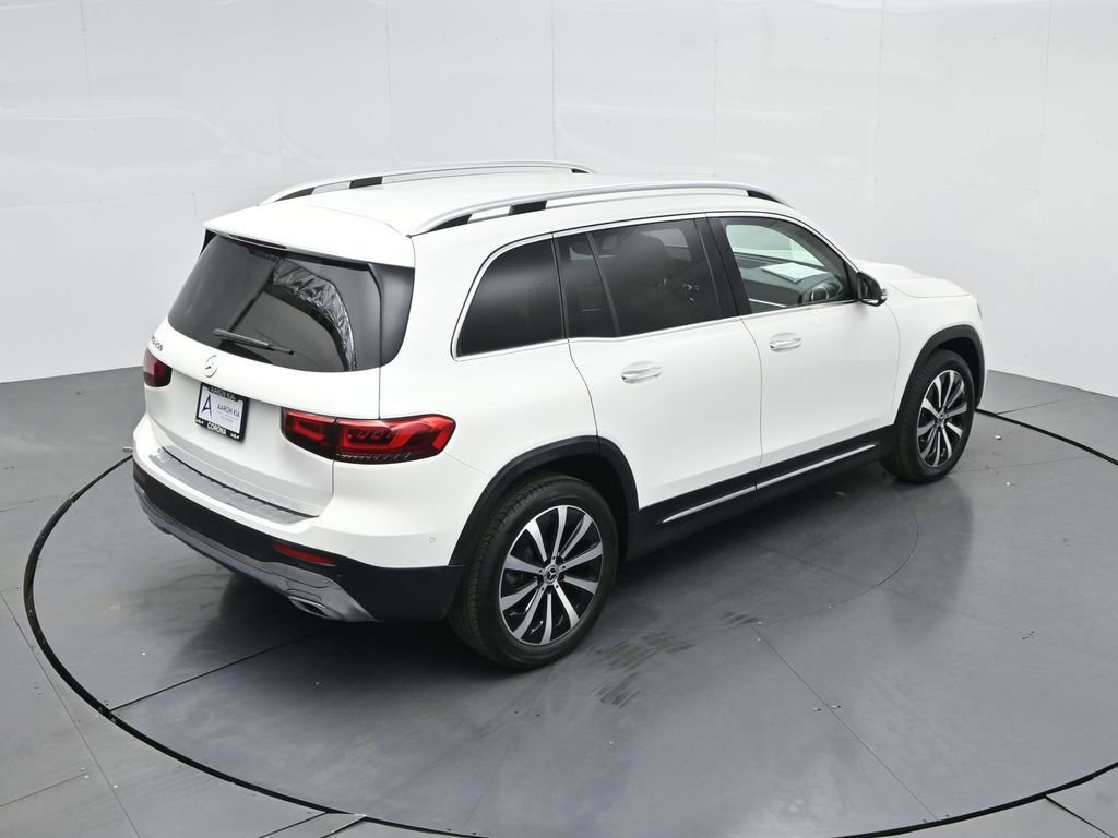 Used 2022 Mercedes-Benz GLB 250 image 32