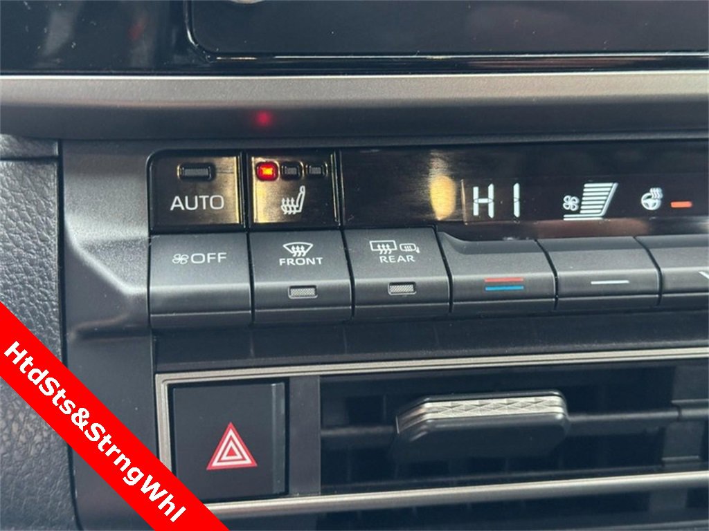 Used 2025 Toyota Camry LE image 21