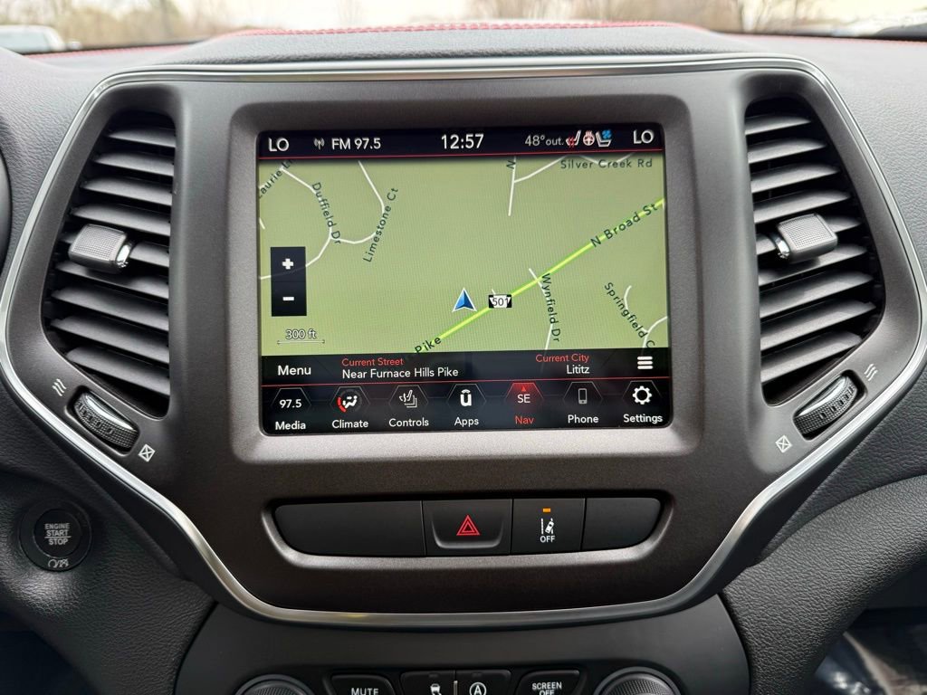 Used 2022 Jeep Cherokee Trailhawk w/ Sun, Sound & Nav Group image 23