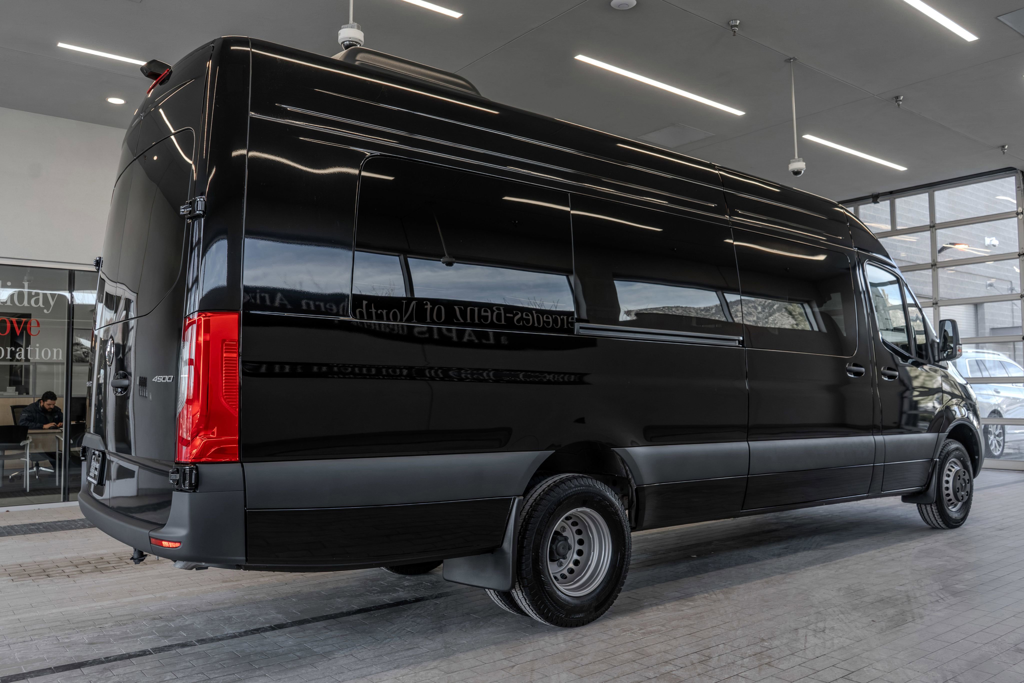 New 2025 Mercedes-Benz Sprinter 4500 image 31