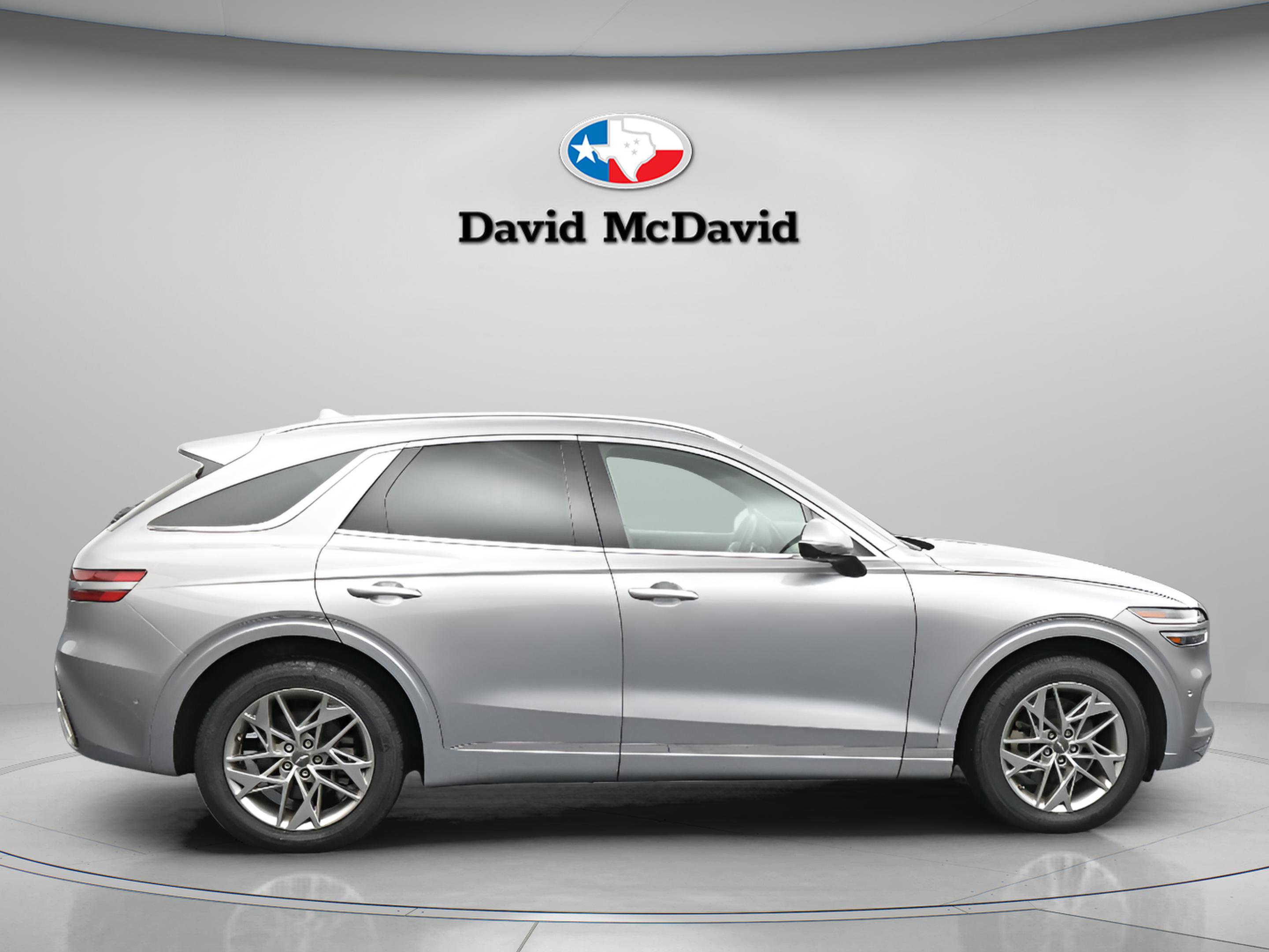 Used 2022 Genesis GV70 2.5T w/ Advanced Package image 9