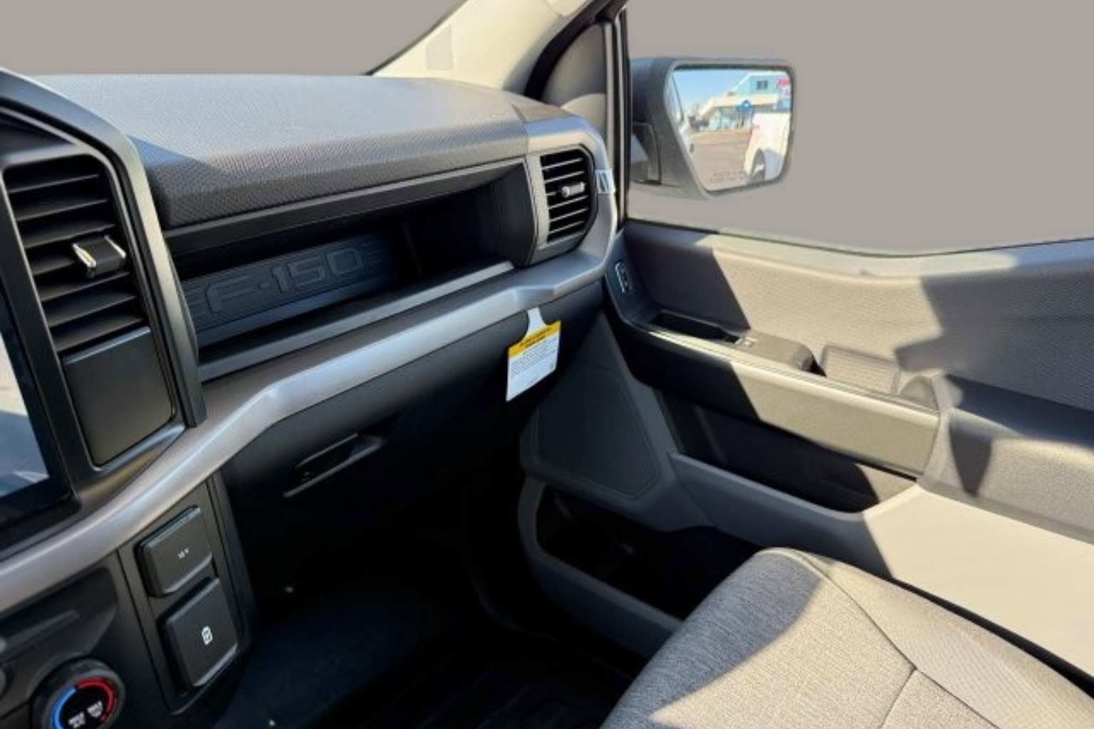 New 2025 Ford F150 XL w/ Equipment Group 103A High image 16