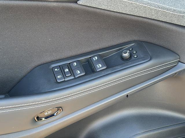 New 2026 Jeep Cherokee Laredo image 16