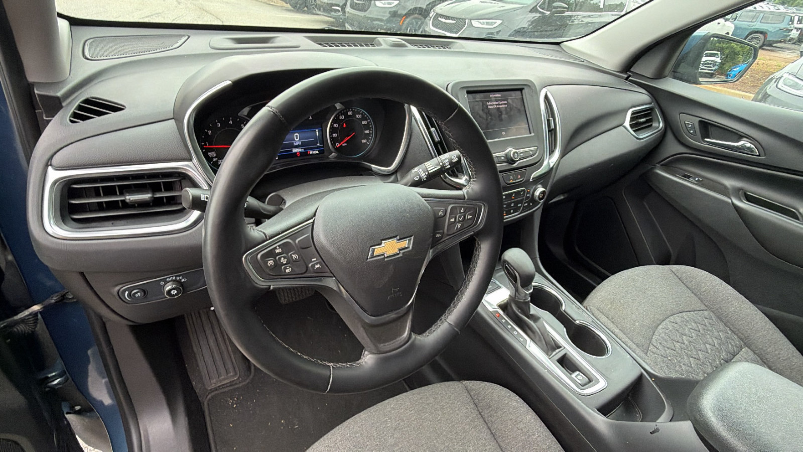 Used 2024 Chevrolet Equinox LT AWD/4WD image 24