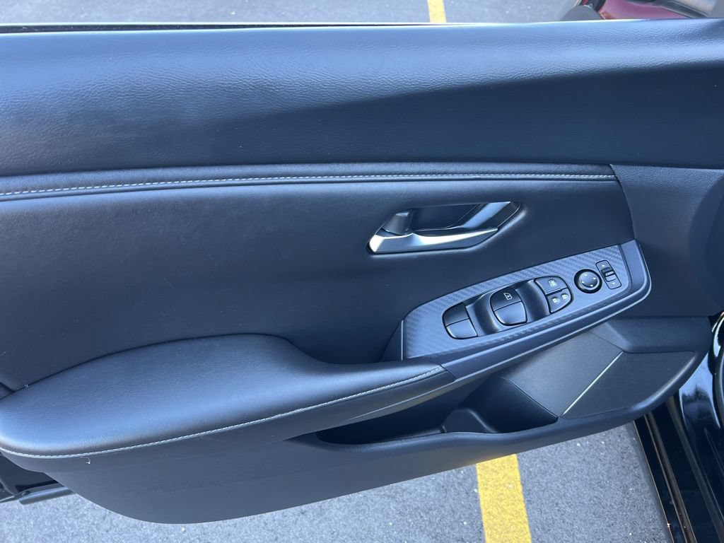 Certified 2023 Nissan Sentra S FWD image 6