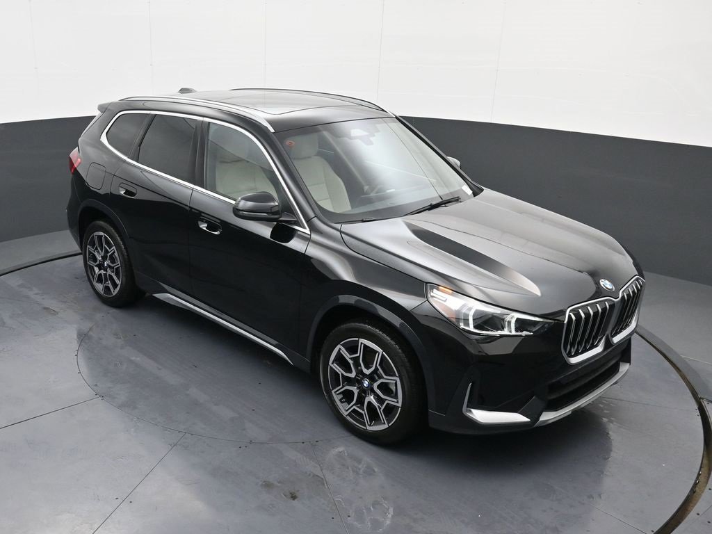 New 2025 BMW X1 xDrive28i w/ Convenience Package image 38