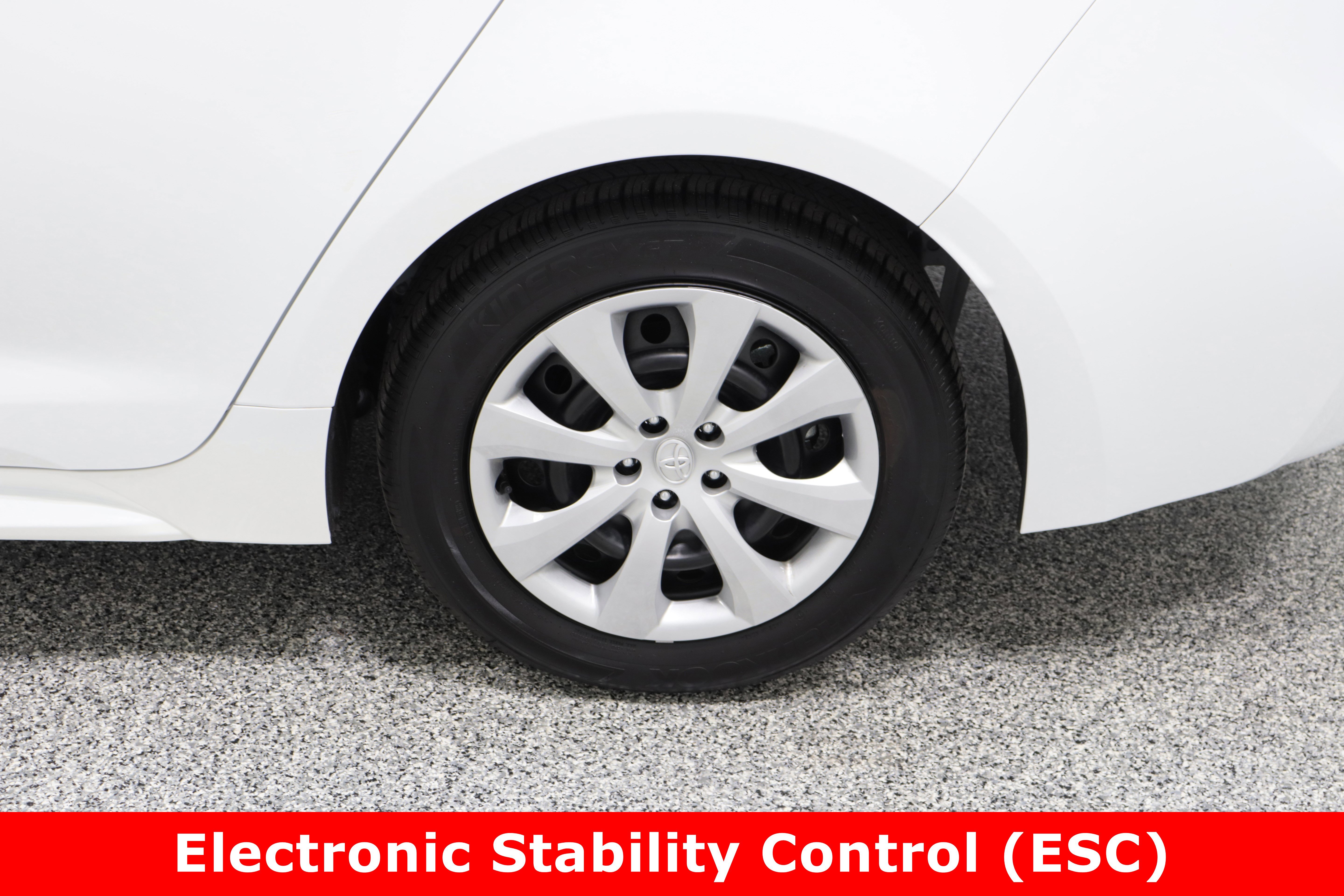 Certified 2025 Toyota Corolla LE image 10