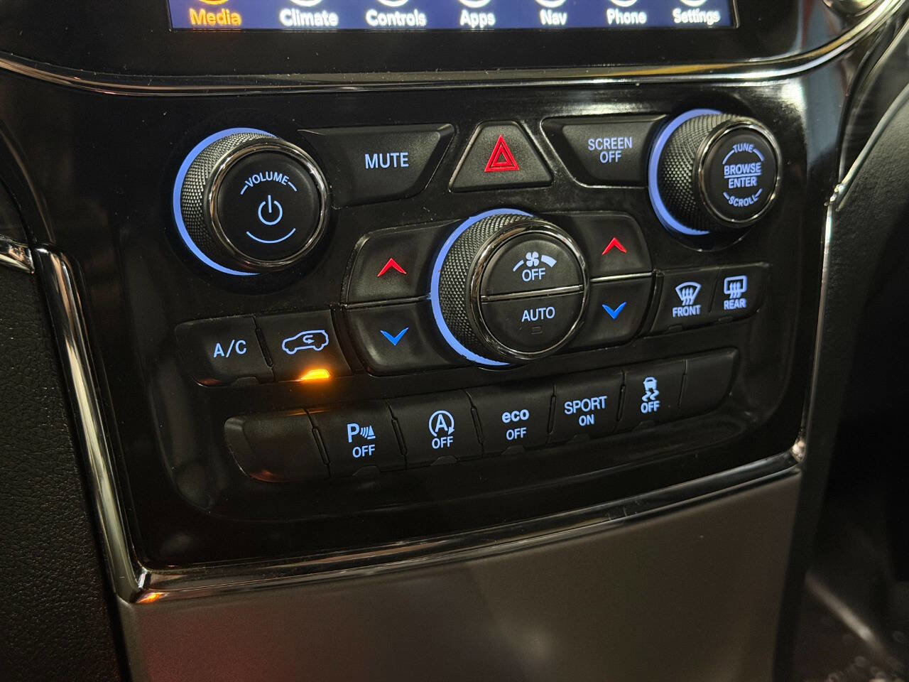 Used 2021 Jeep Grand Cherokee Limited image 49