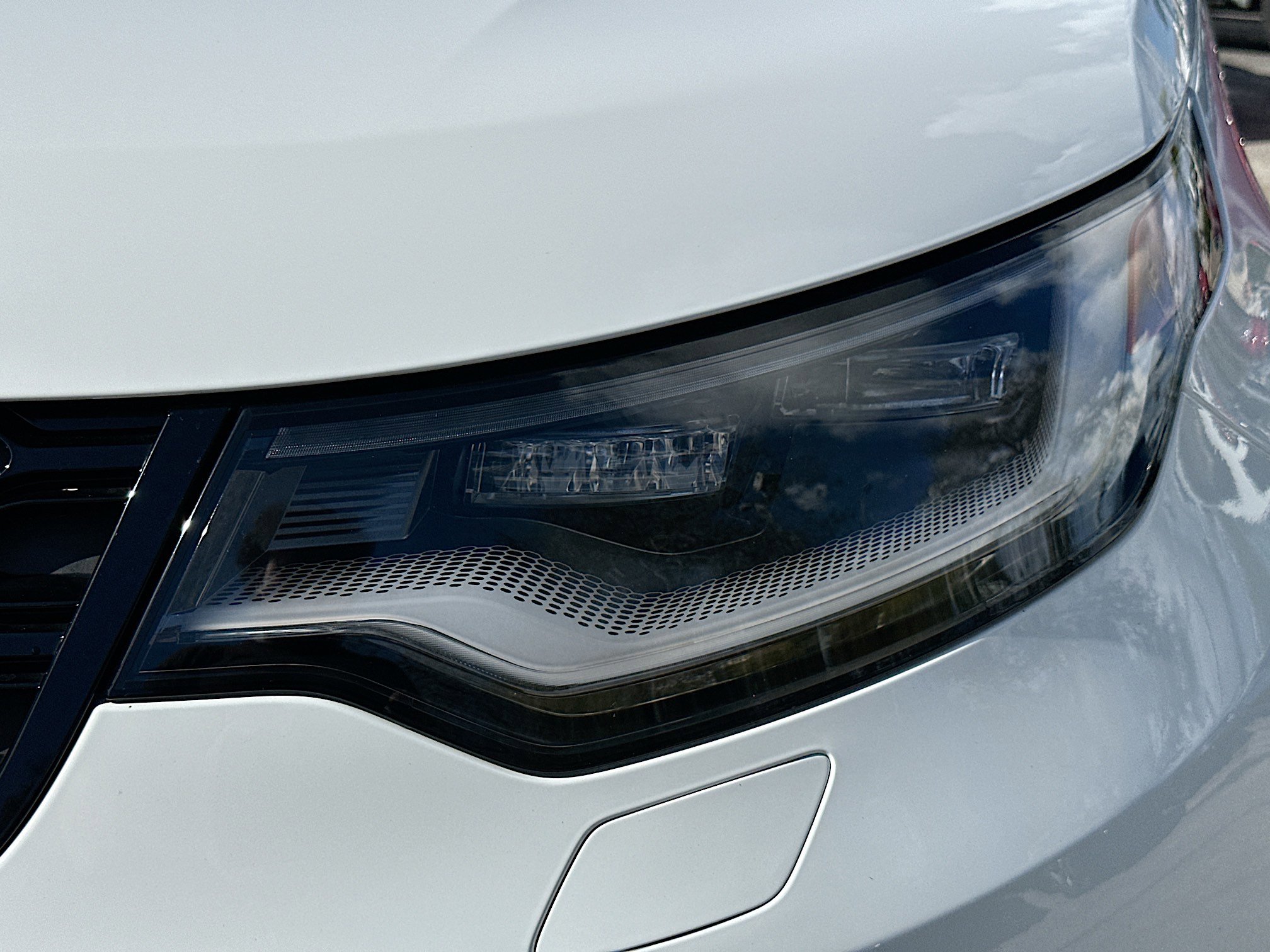 Used 2024 Land Rover Discovery Dynamic SE image 33