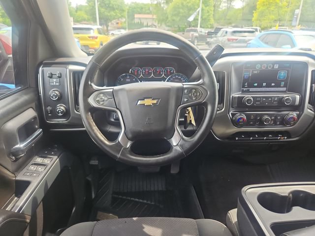 Used 2015 Chevrolet Silverado 1500 LT w/ LT Convenience Package AWD/4WD image 14