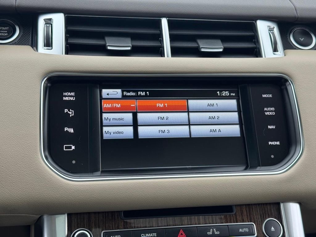 Used 2014 Land Rover Range Rover Sport HSE image 13