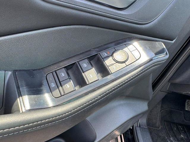 Certified 2026 Nissan Rogue SV FWD image 15