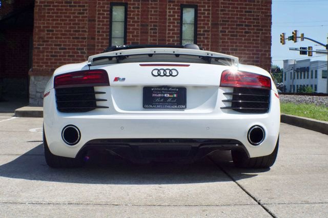 Used 2014 Audi R8 V8 w/ Convenience Package AWD/4WD image 6