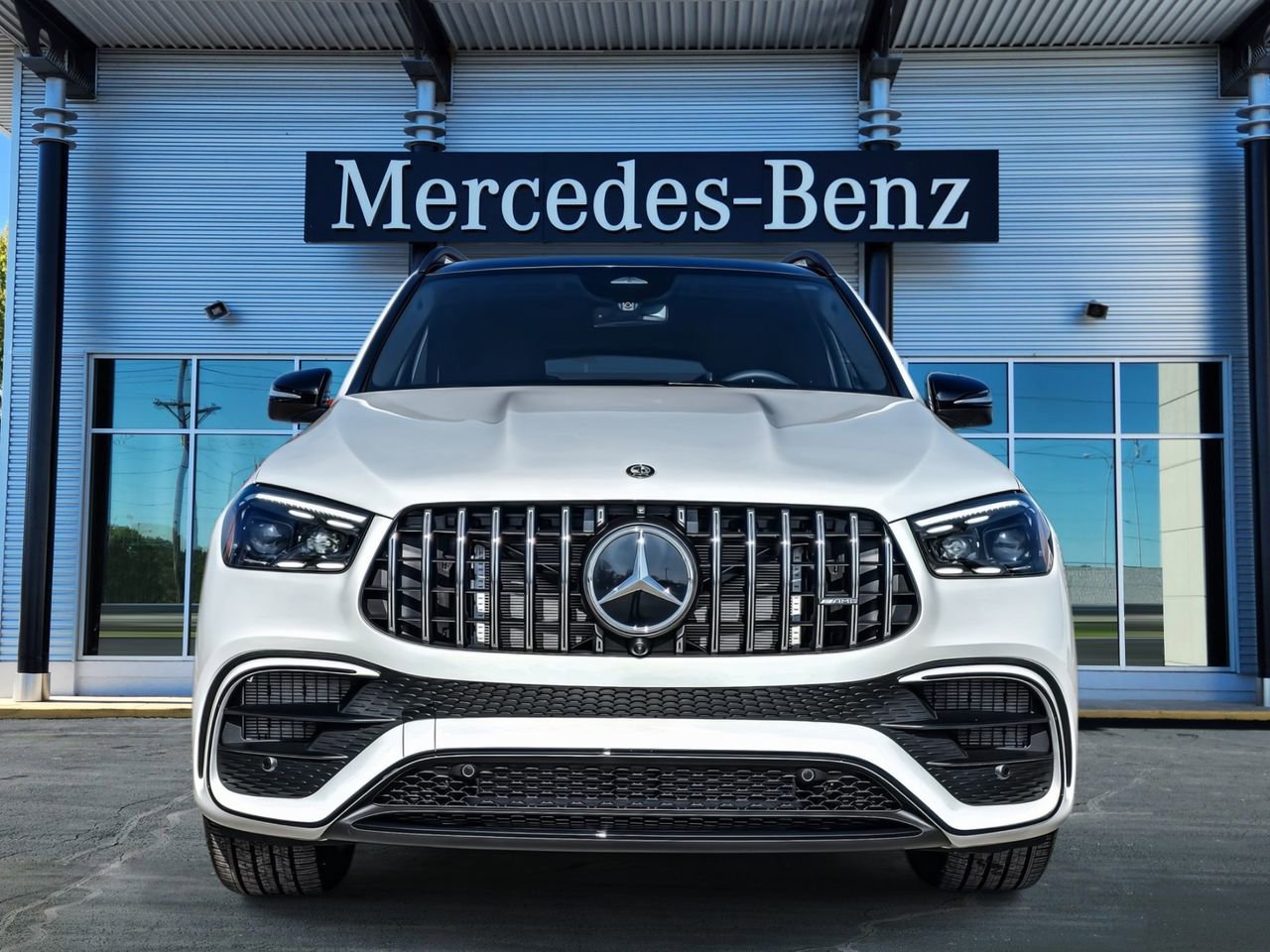 New 2026 Mercedes-Benz GLE 63 AMG S image 2