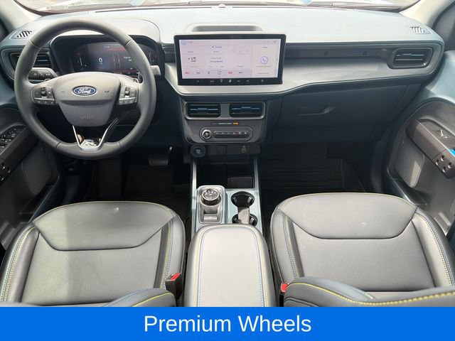 Used 2025 Ford Maverick Lobo AWD/4WD image 10