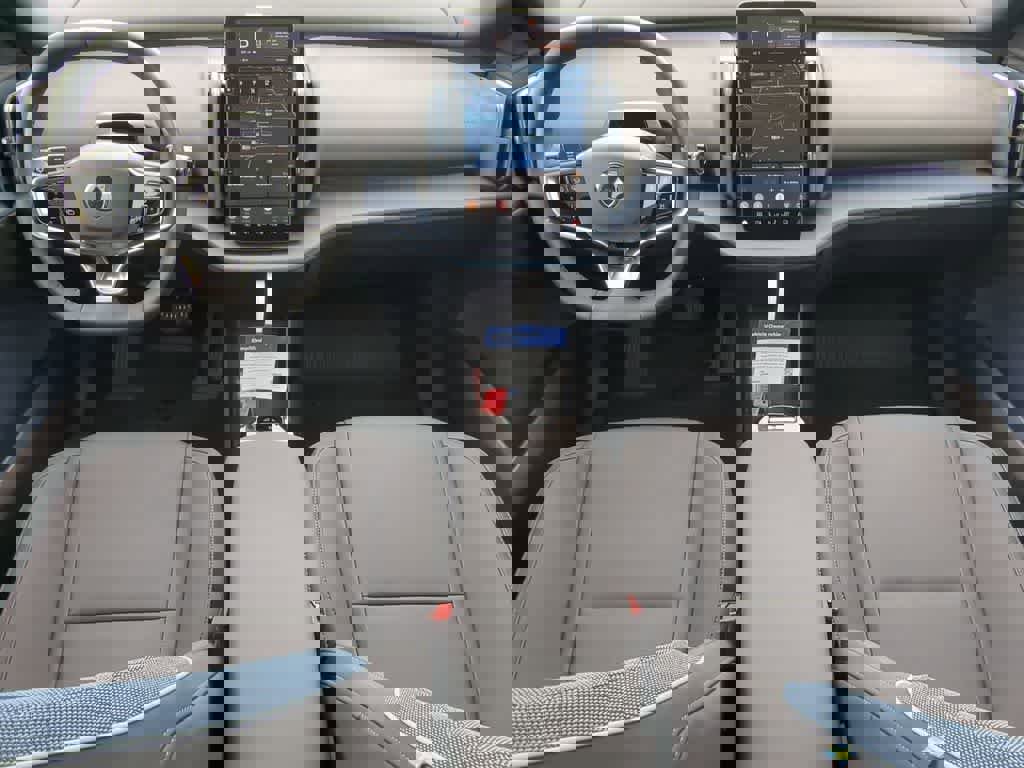 Used 2025 Volvo EX30 Plus w/ Protection Package Premier image 14