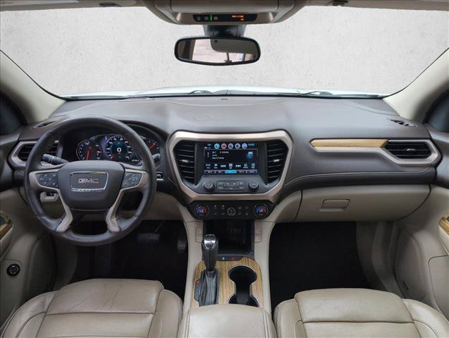 Used 2017 GMC Acadia Denali w/ Technology Package FWD image 20