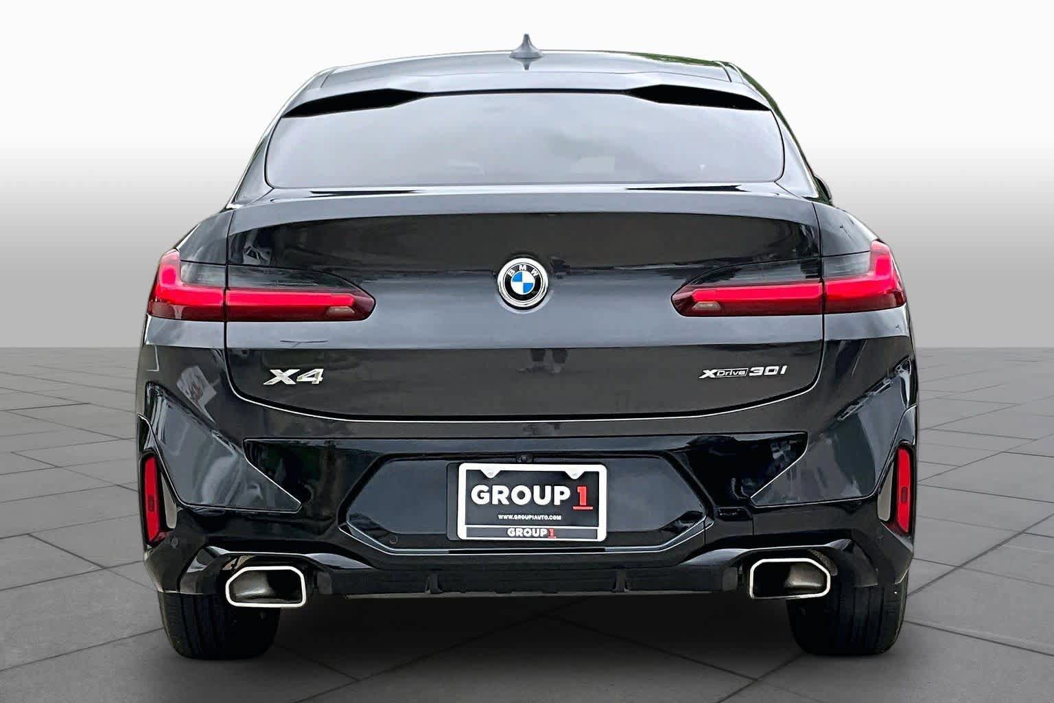 Used 2025 BMW X4 xDrive30i AWD/4WD image 5