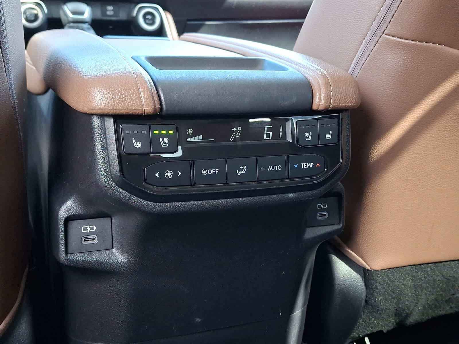 Certified 2024 Toyota Grand Highlander AWD image 14