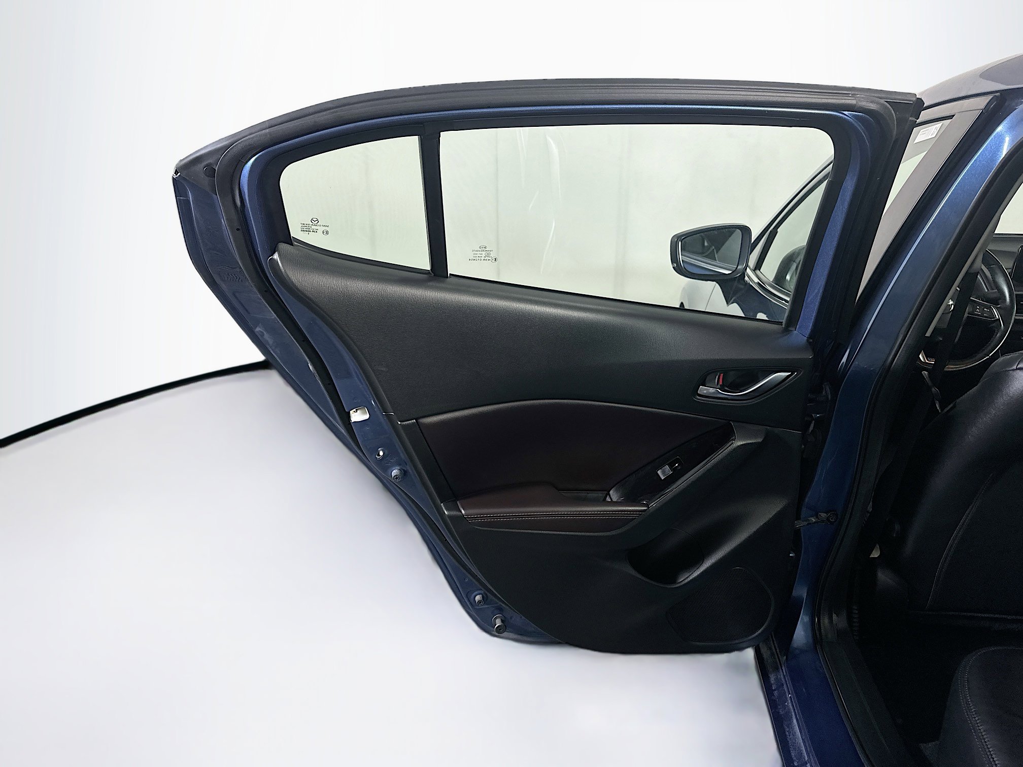 Used 2017 MAZDA MAZDA3 Touring FWD image 27