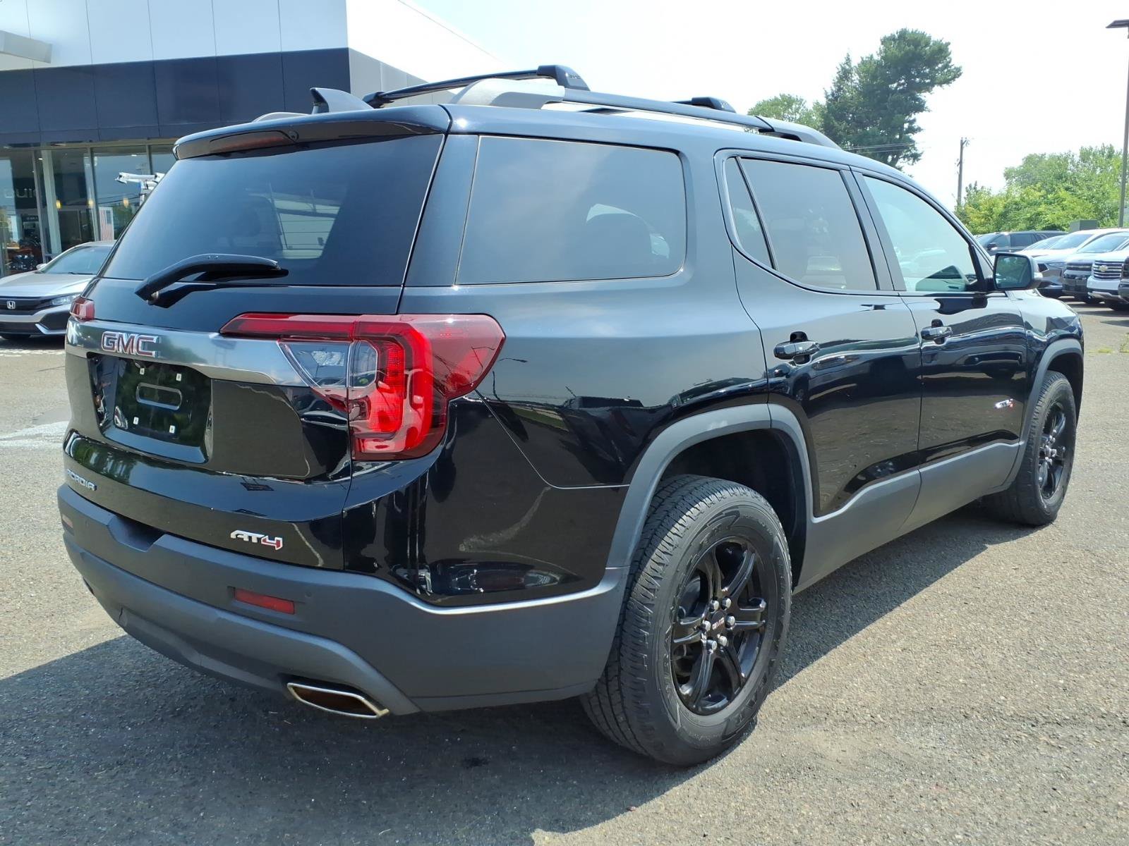 Used 2020 GMC Acadia AT4 AWD/4WD image 3