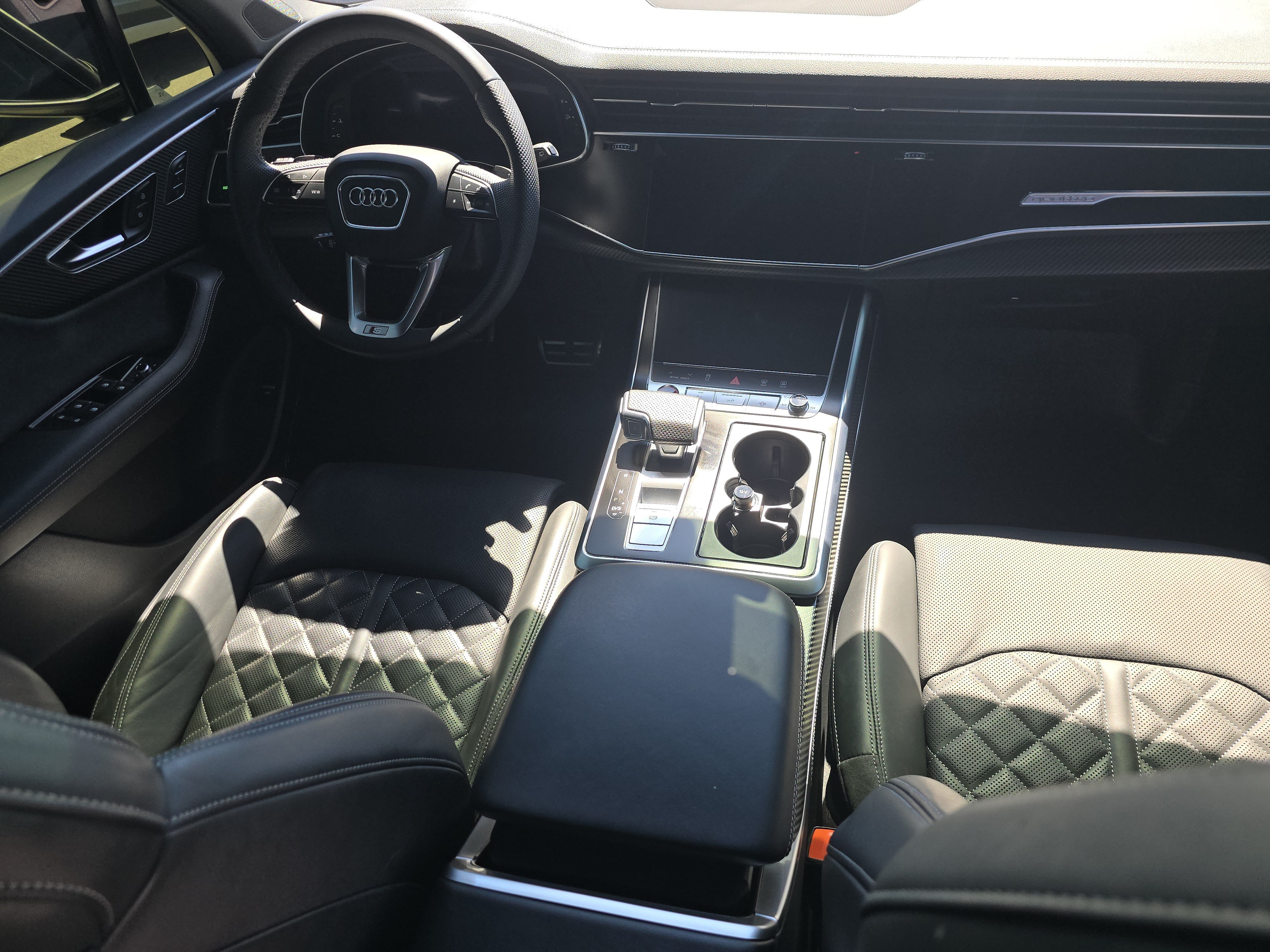 Used 2025 Audi SQ7 Prestige AWD/4WD image 22