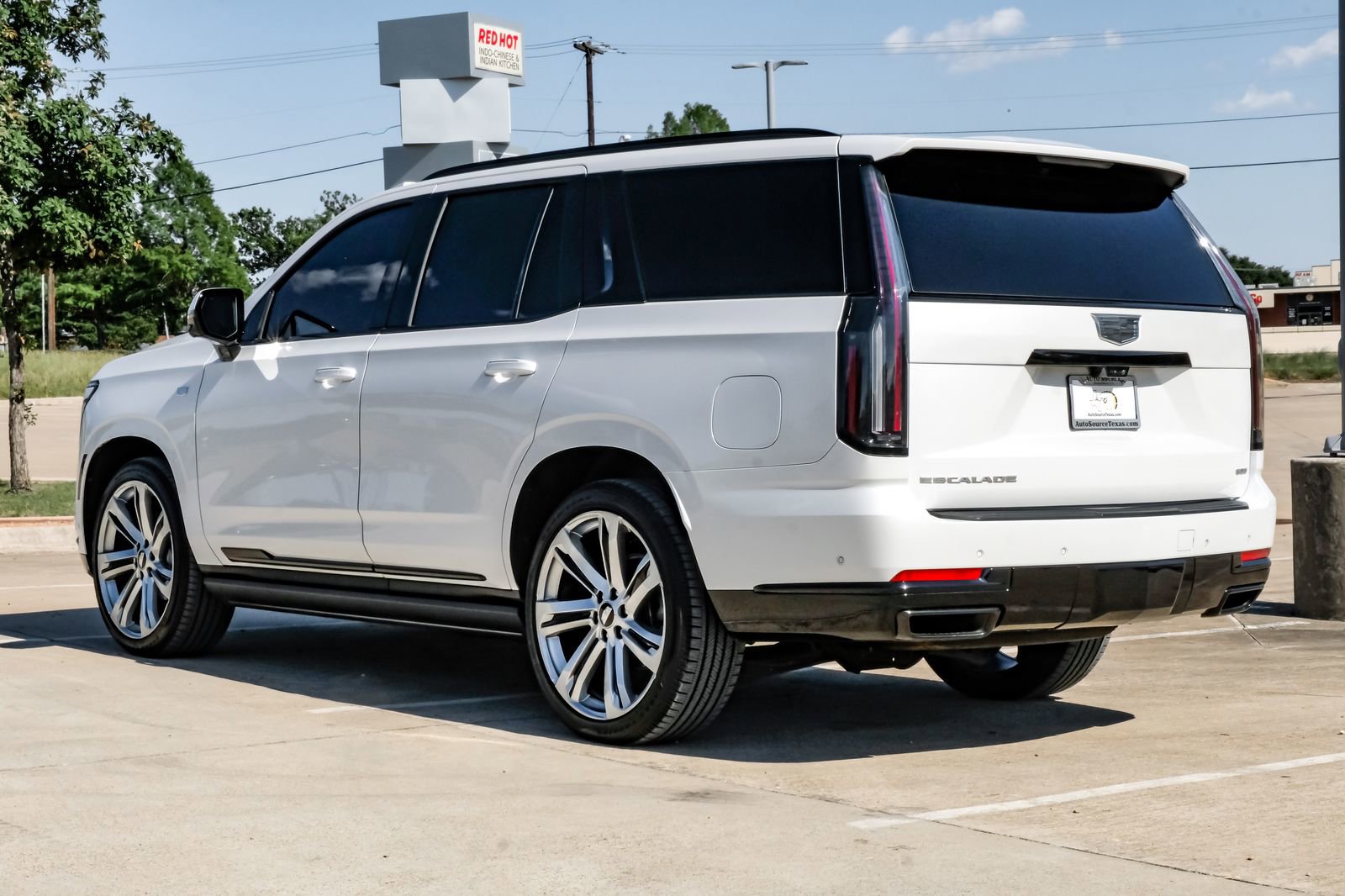 Used 2025 Cadillac Escalade Sport Platinum AWD/4WD image 10