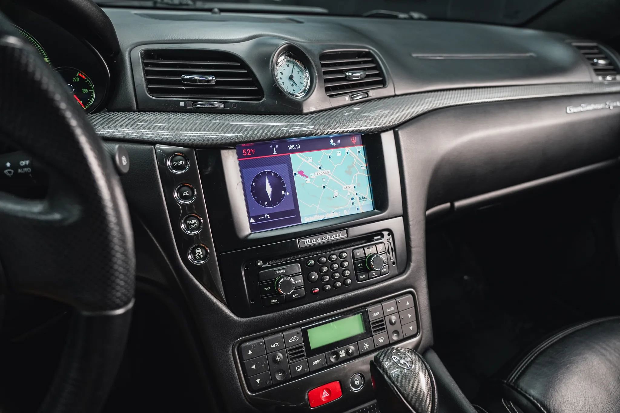 Used 2015 Maserati GranTurismo Sport image 47