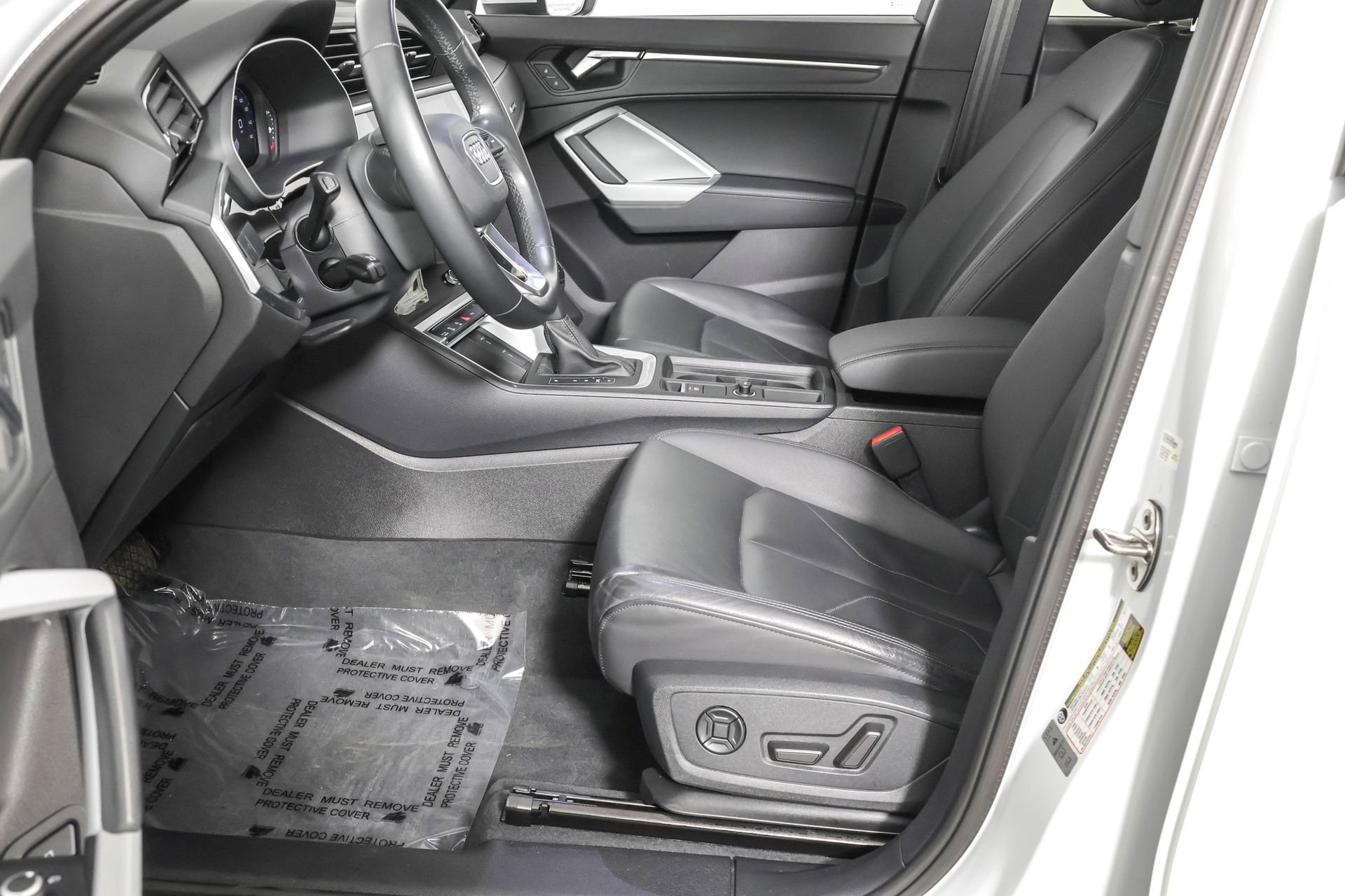 Used 2022 Audi Q3 2.0T Premium image 24