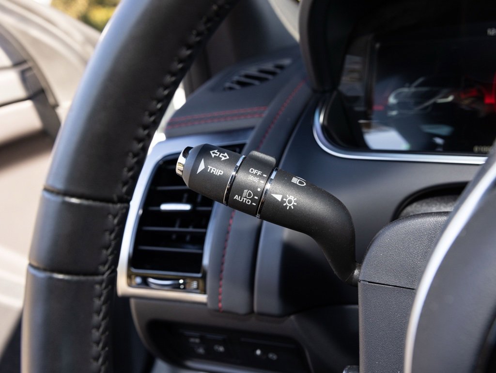 Used 2023 Jaguar F-TYPE R-Dynamic image 36