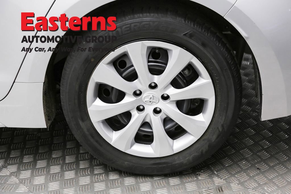 Used 2023 Toyota Corolla LE image 8