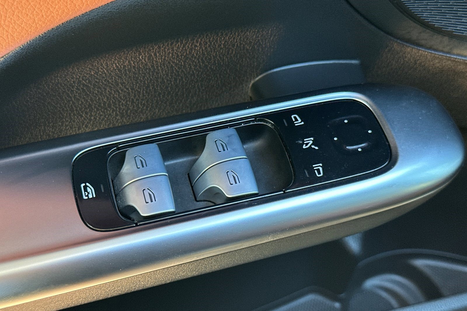 Certified 2023 Mercedes-Benz C 300 4MATIC Sedan image 13