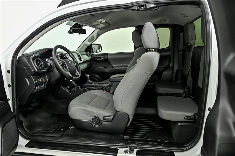Used 2019 Toyota Tacoma SR w/ SX Package RWD image 17