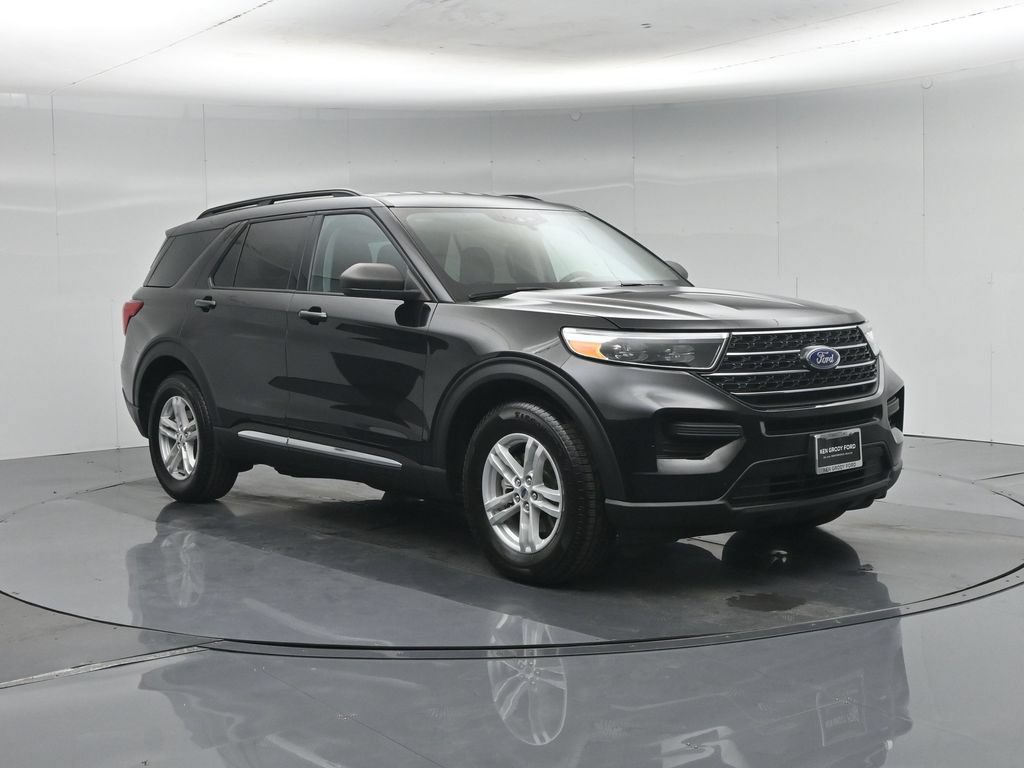 Certified 2024 Ford Explorer XLT RWD image 53