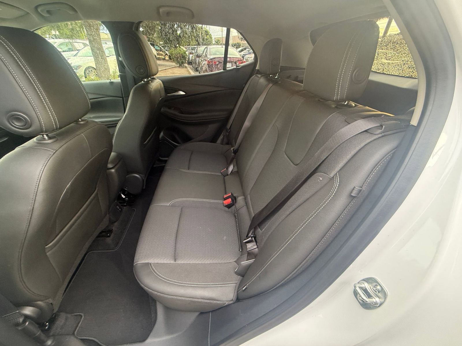 Used 2025 Buick Encore GX Preferred image 22