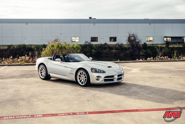 Used 2003 Dodge Viper SRT-10 image 38