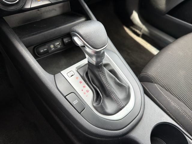 Used 2020 Kia Forte LXS FWD image 15