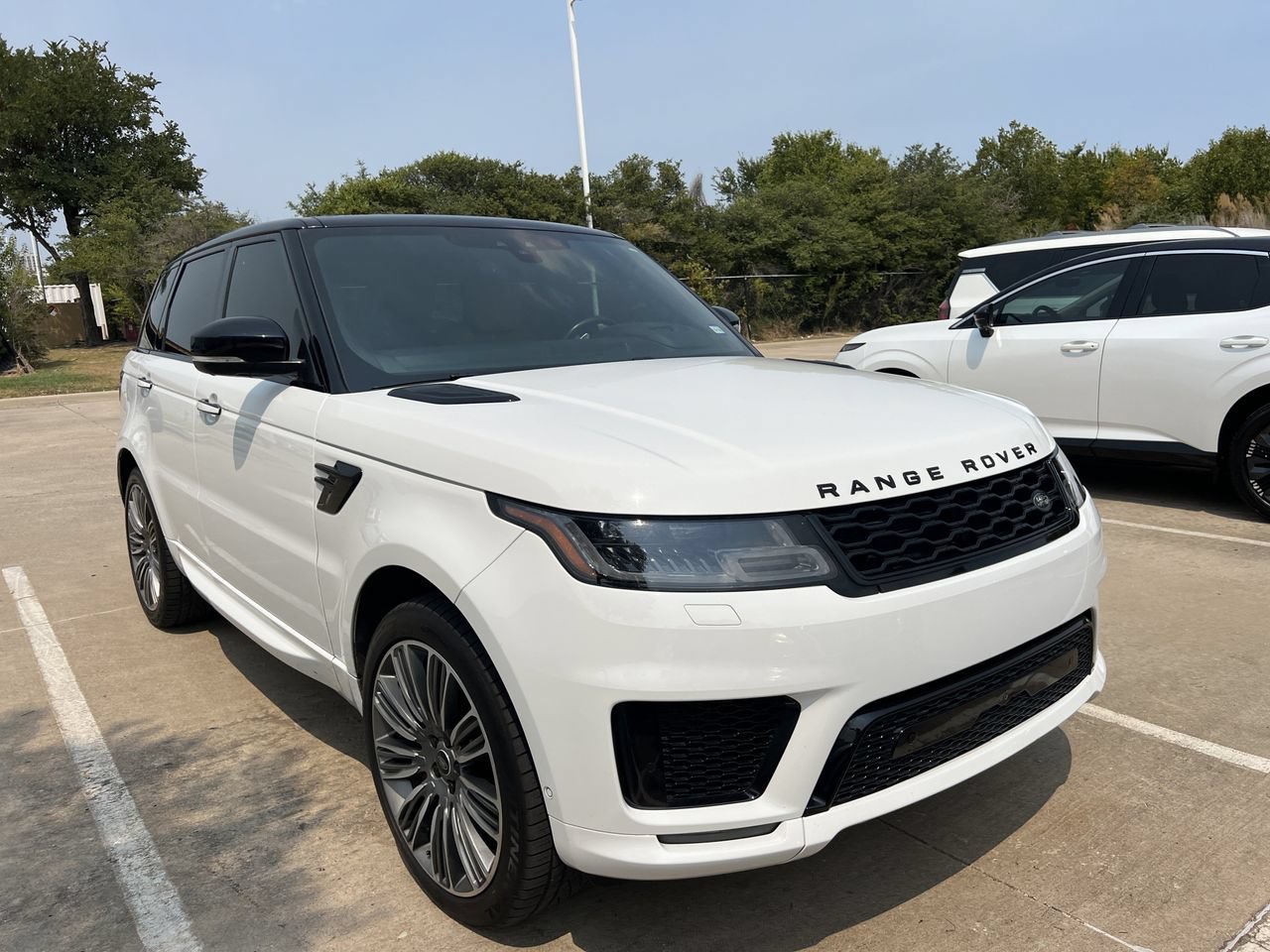Used 2019 Land Rover Range Rover Sport Autobiography AWD/4WD image 2