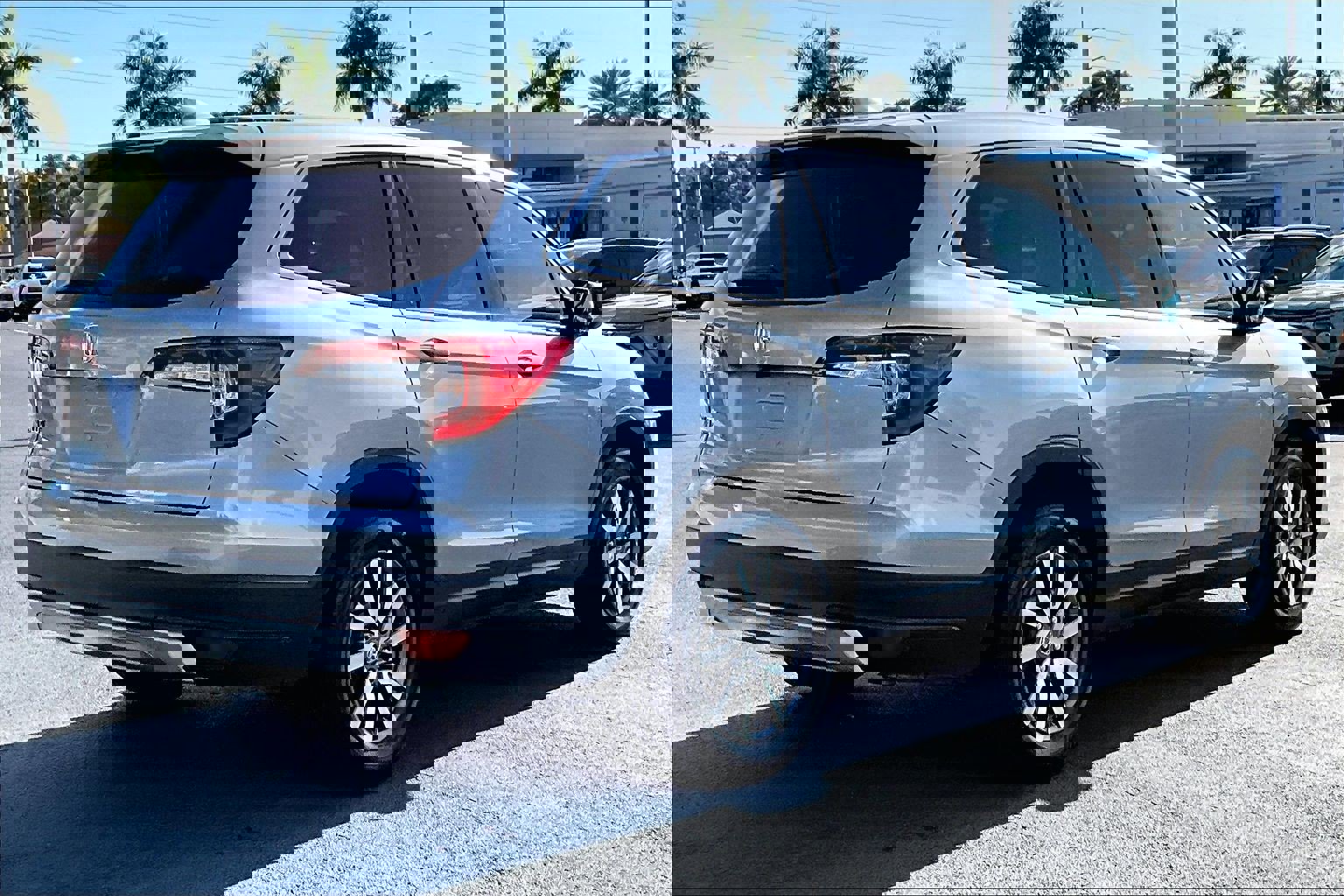 Used 2020 Honda Pilot EX-L image 4