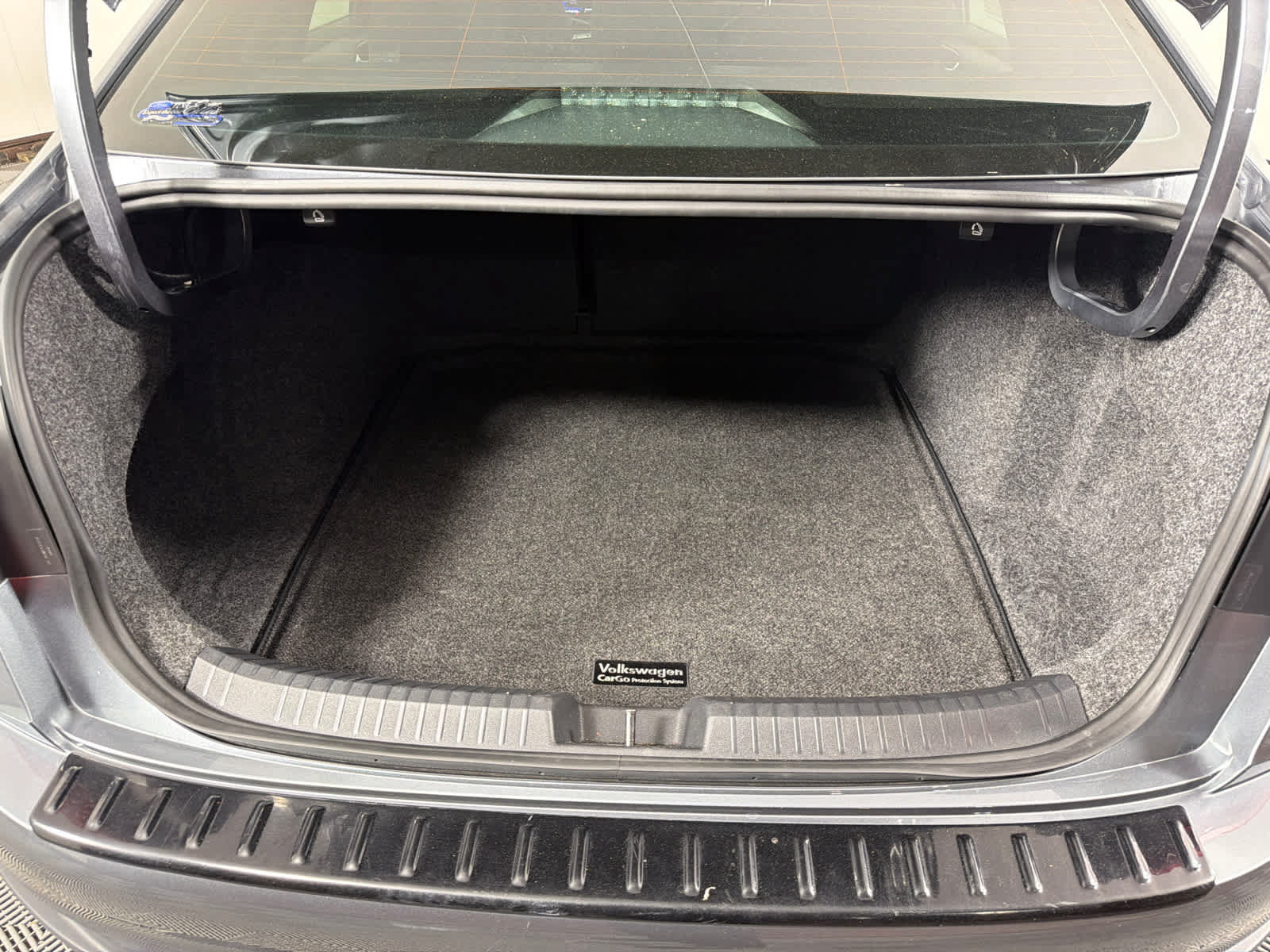 Used 2025 Volkswagen Jetta Sport FWD image 22