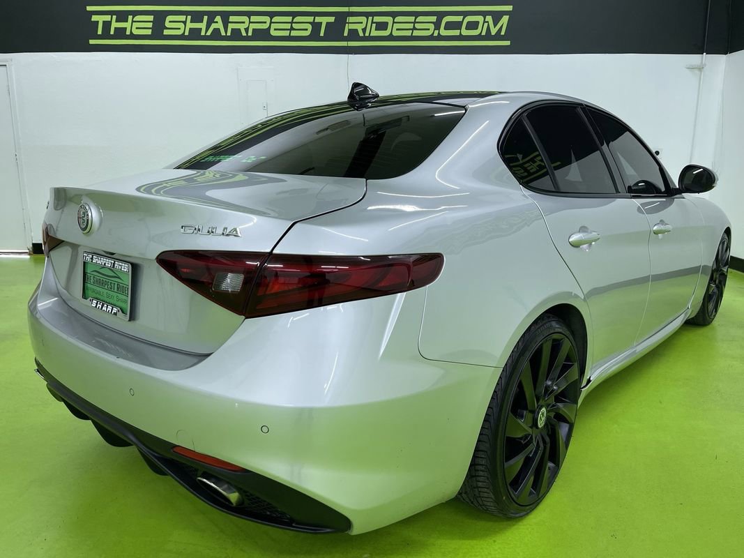 Used 2018 Alfa Romeo Giulia Ti Sport w/ Quick Order Package 22U Sport image 9