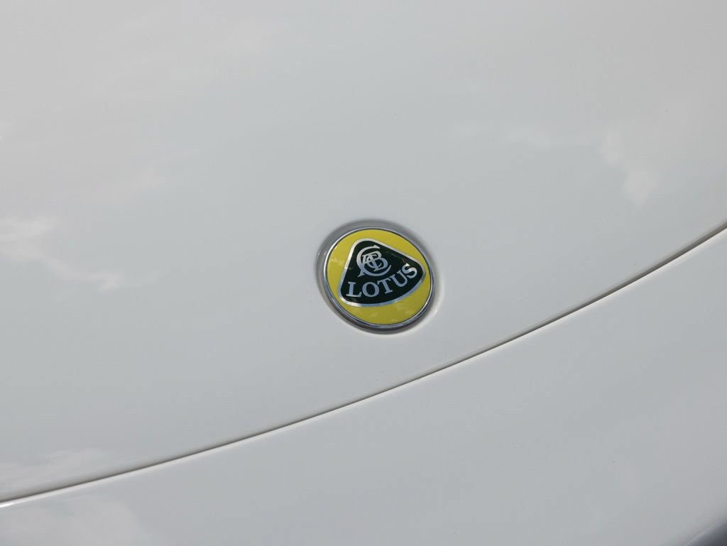 Used 2021 Lotus Evora RWD image 15