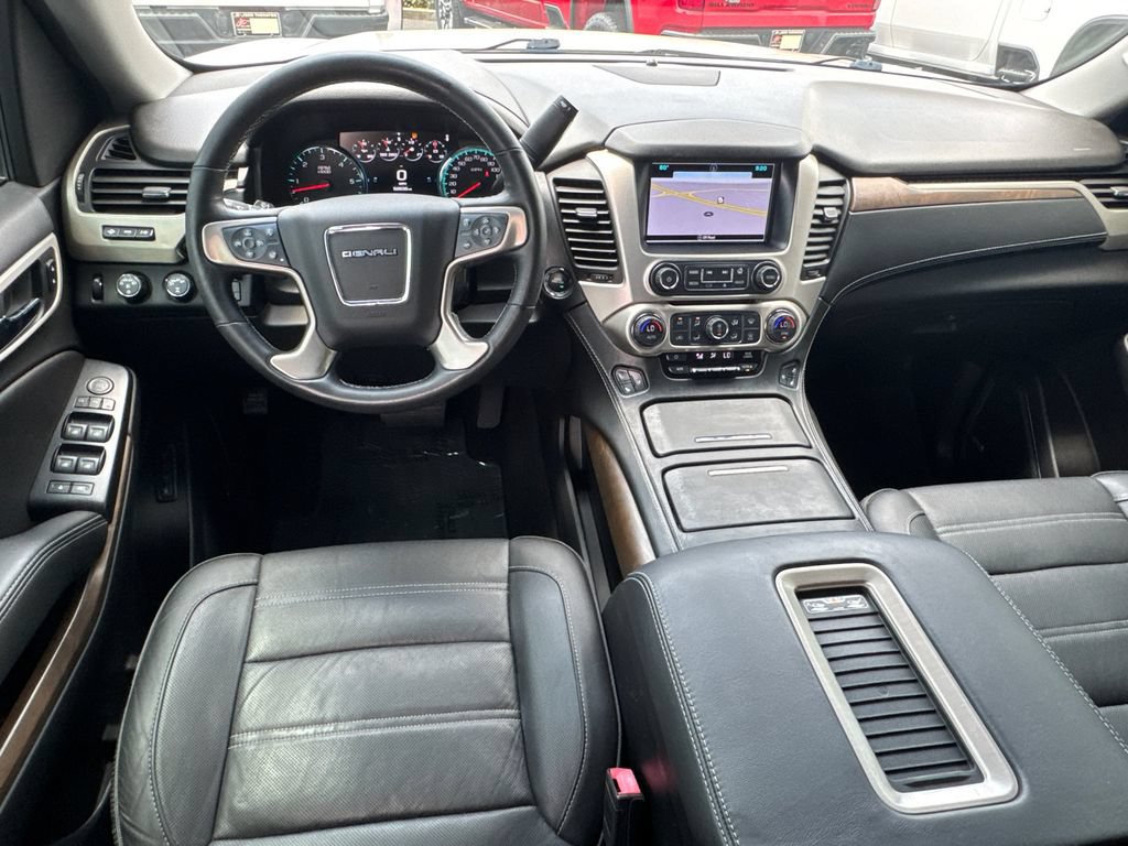 Used 2018 GMC Yukon XL Denali w/ Denali Ultimate Package AWD/4WD image 23